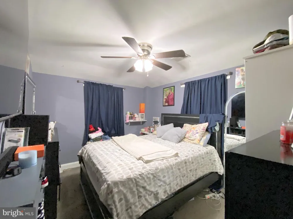 1126 DUNDALK Baltimore, MD 21224