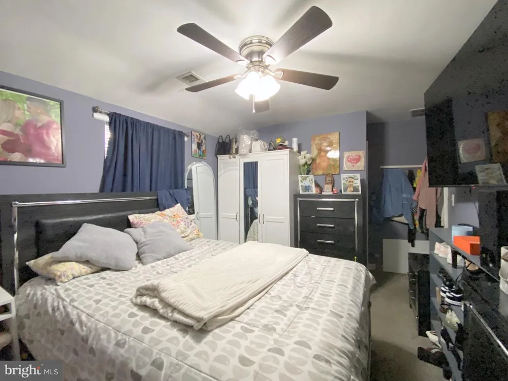 1126 DUNDALK Baltimore, MD 21224
