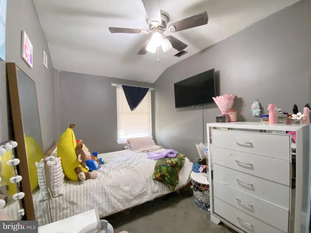 1126 DUNDALK Baltimore, MD 21224