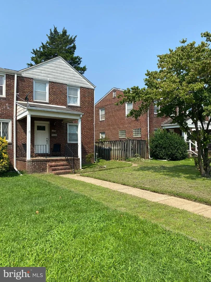 1126 DUNDALK Baltimore, MD 21224