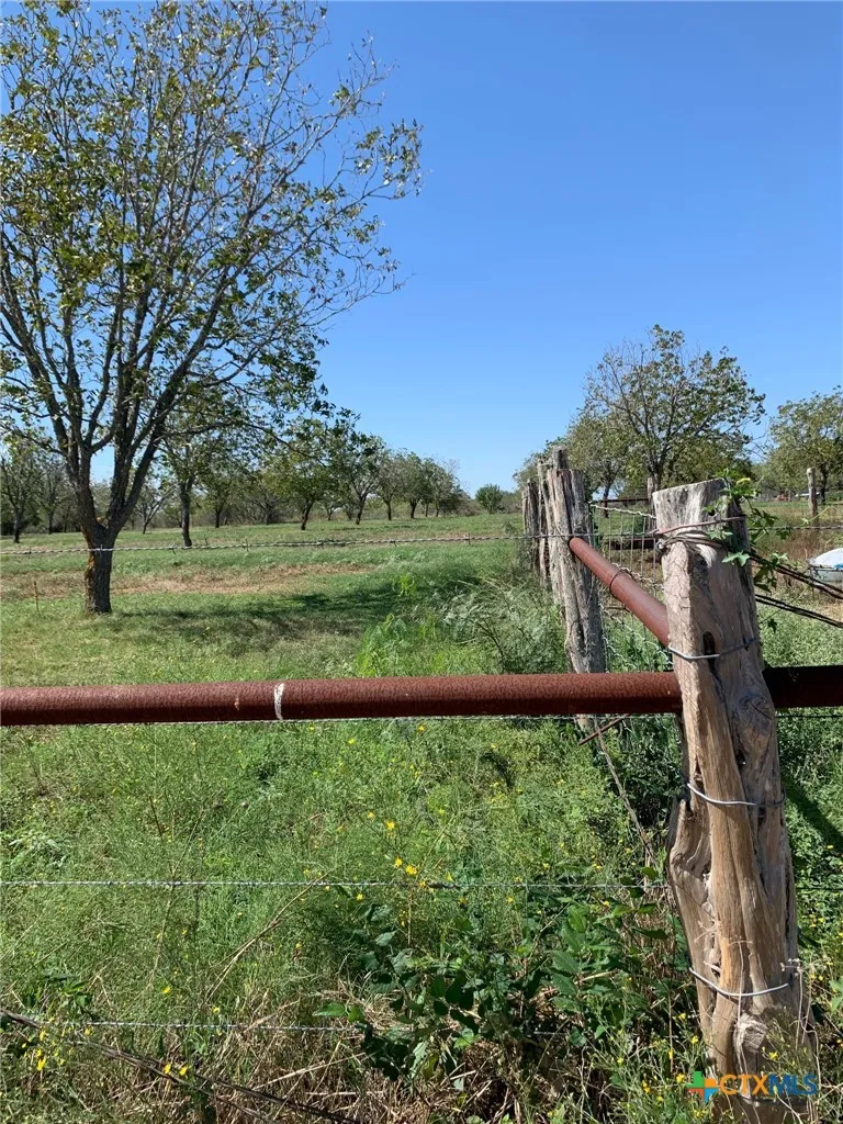 263 Krams Creek Road Seguin, TX 78155