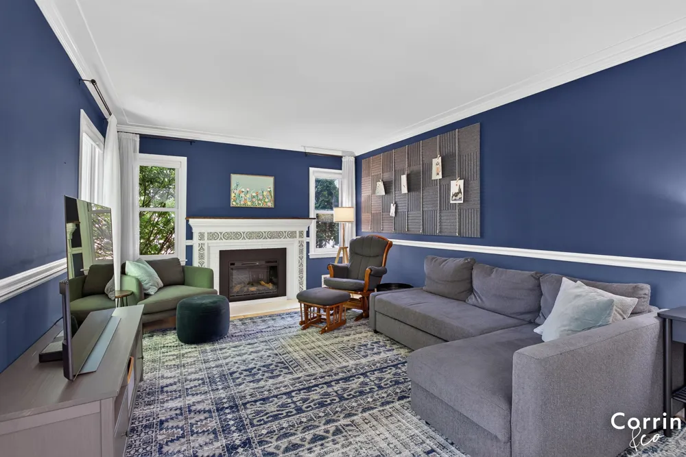 160 S Parklane Drive NE Grand Rapids, MI 49505