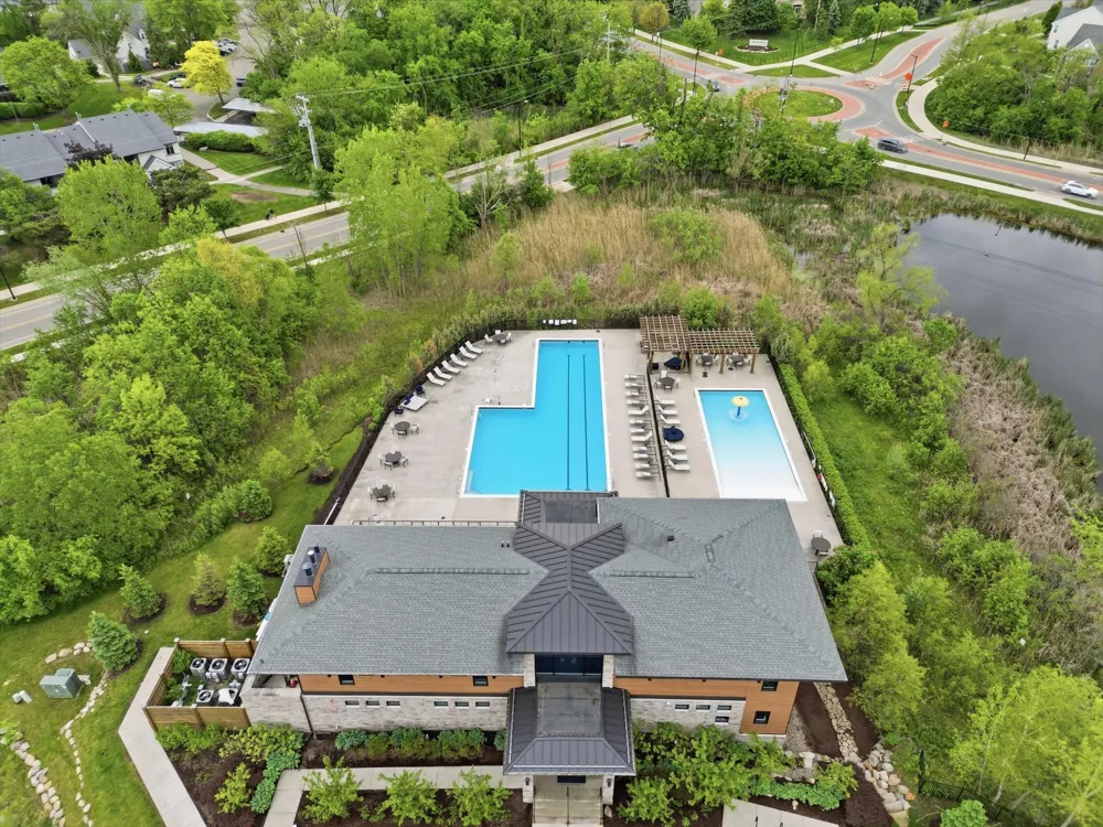 2768 Ashcombe Drive Ann Arbor, MI 48105