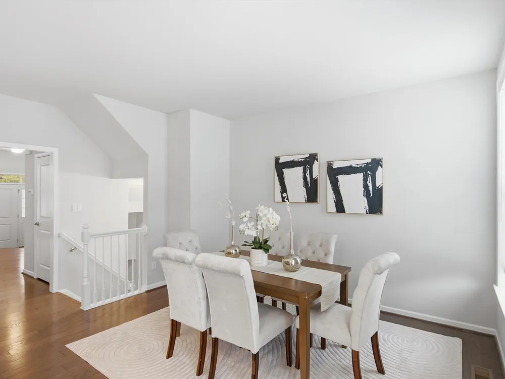 2768 Ashcombe Drive Ann Arbor, MI 48105