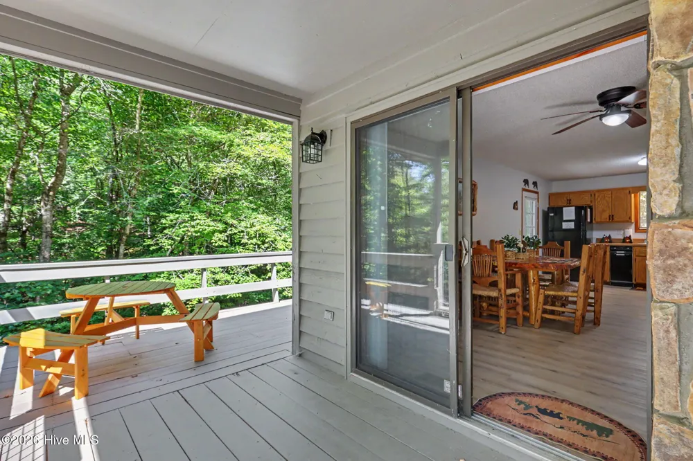 1105 Old Evans Road Murphy, NC 28906