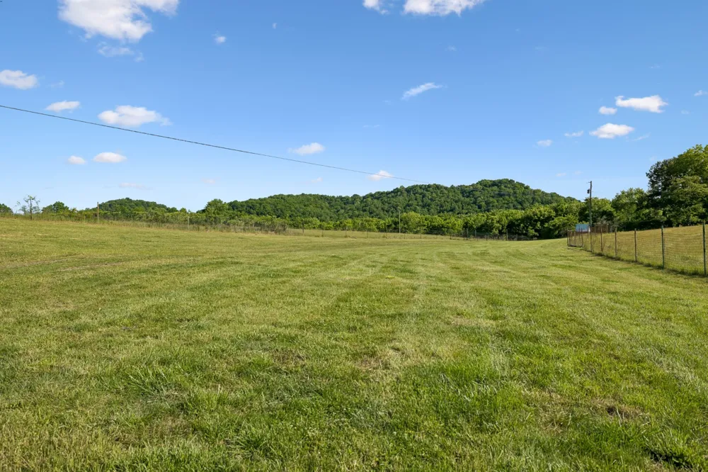 97 Seabo Valley Ln Hickman, TN 38567