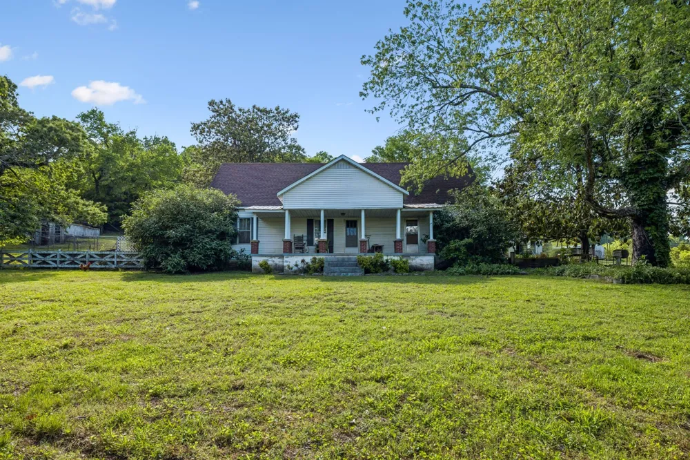 97 Seabo Valley Ln Hickman, TN 38567