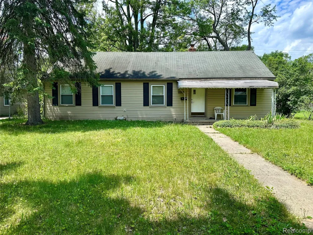 20483 Five Points Street Redford Charter Township, MI 48240