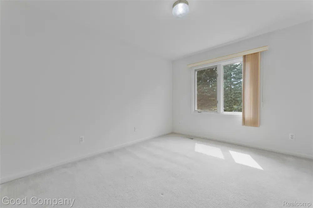 55441 Boardwalk Drive Shelby Charter Township, MI 48316