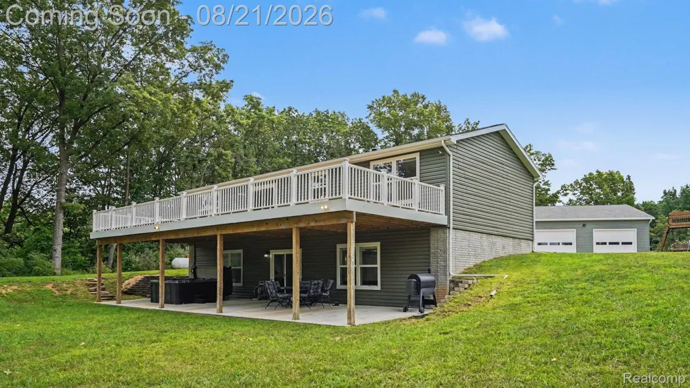 317 Elio Highland Charter Township, MI 48357