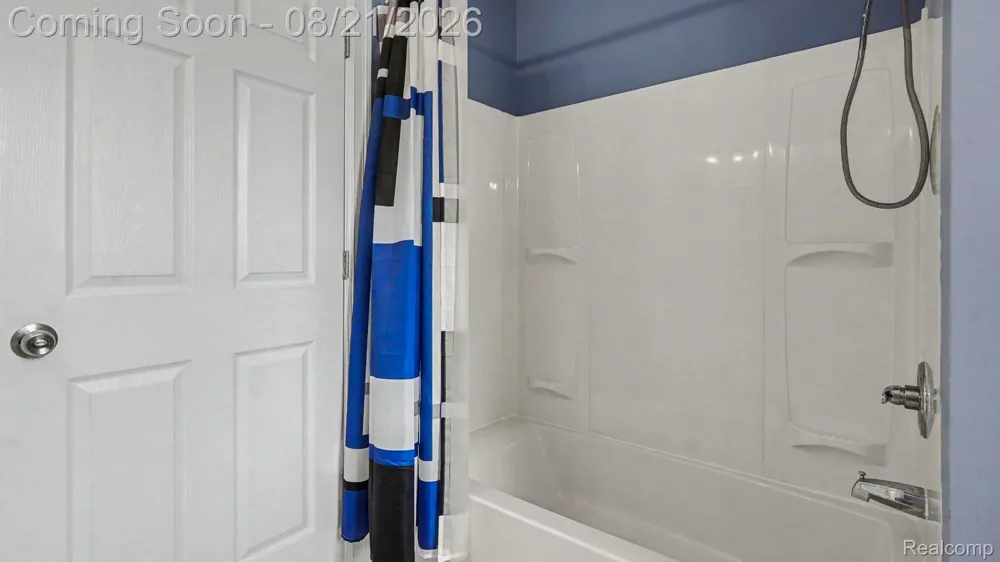317 Elio Highland Charter Township, MI 48357