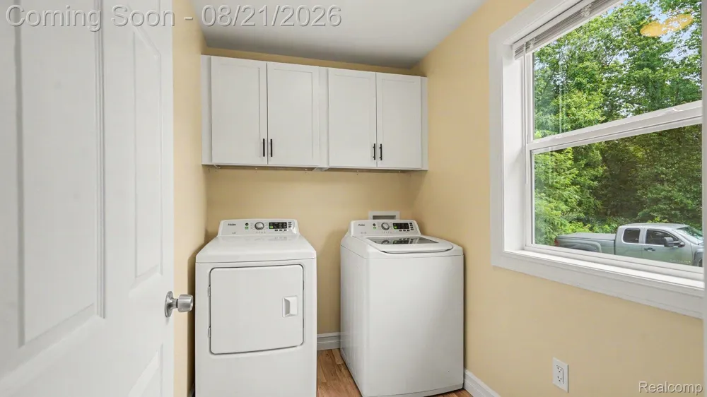 317 Elio Highland Charter Township, MI 48357