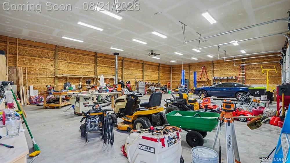 317 Elio Highland Charter Township, MI 48357