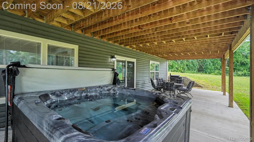 317 Elio Highland Charter Township, MI 48357
