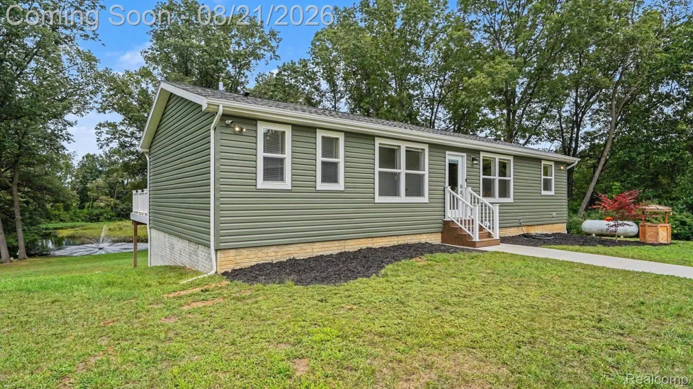 317 Elio Highland Charter Township, MI 48357
