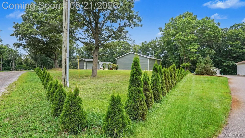 317 Elio Highland Charter Township, MI 48357
