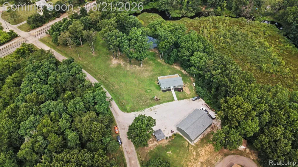 317 Elio Highland Charter Township, MI 48357