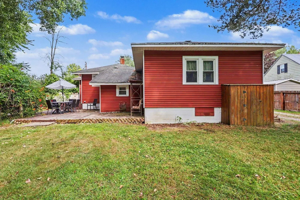 1311 Huron Road Fraser Township, MI 48634