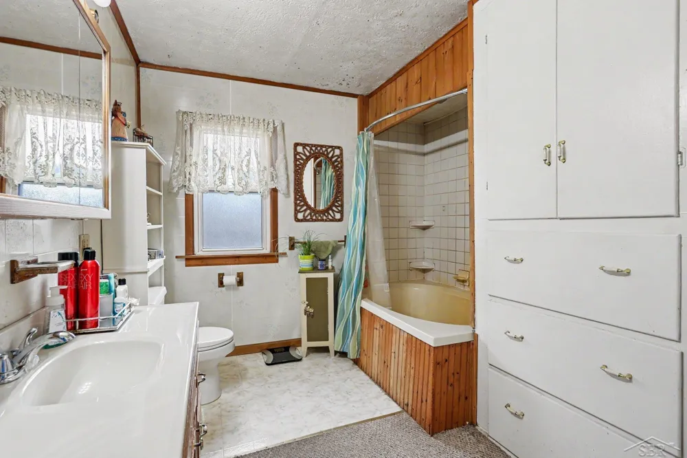 1311 Huron Road Fraser Township, MI 48634