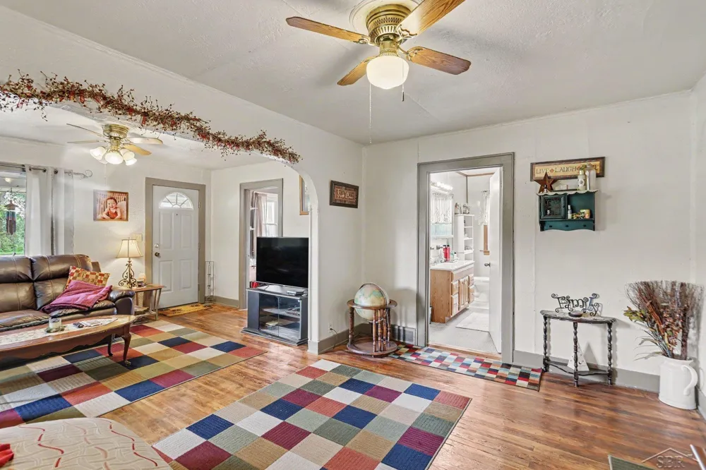 1311 Huron Road Fraser Township, MI 48634