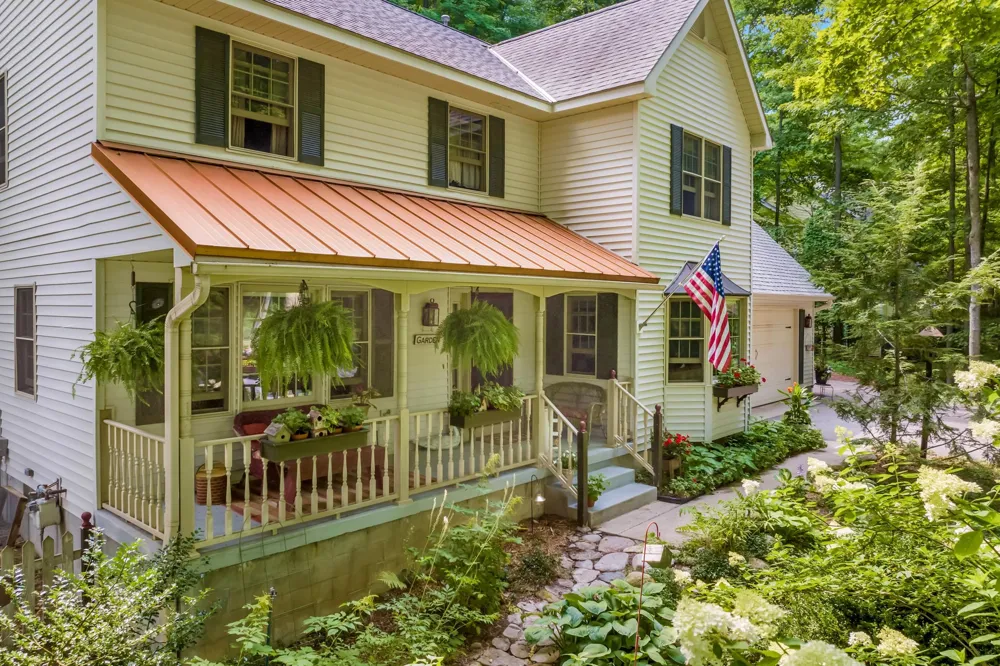 8335 Forest Drive Elmwood Charter Township, MI 49686