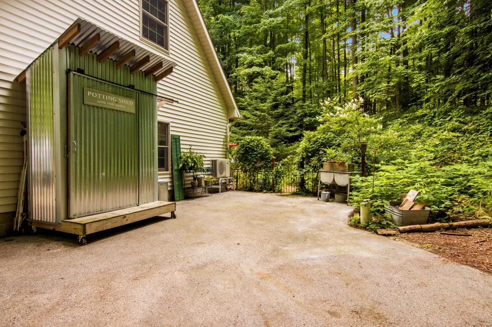 8335 Forest Drive Elmwood Charter Township, MI 49686