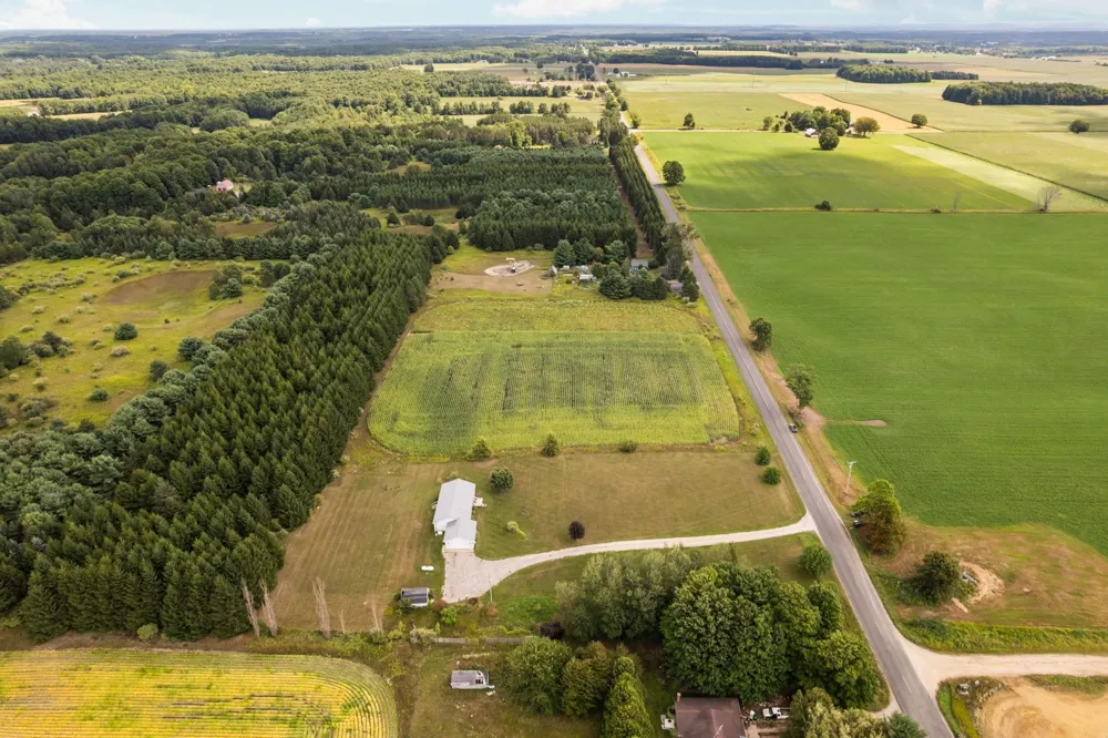 8484 Zue Road Grant Township, MI 49620