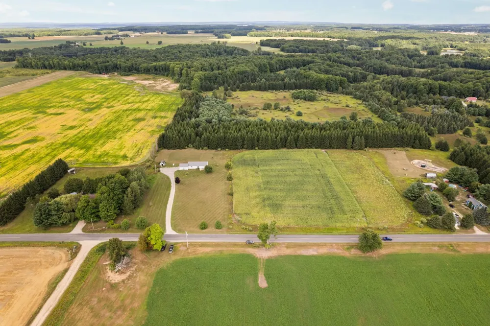 8484 Zue Road Grant Township, MI 49620