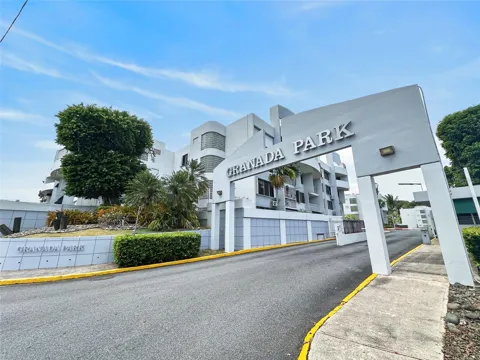 5-J CONDOMINIO GRANADA PARK