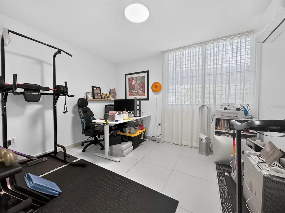 5-J CONDOMINIO GRANADA PARK Guaynabo, PR 00969