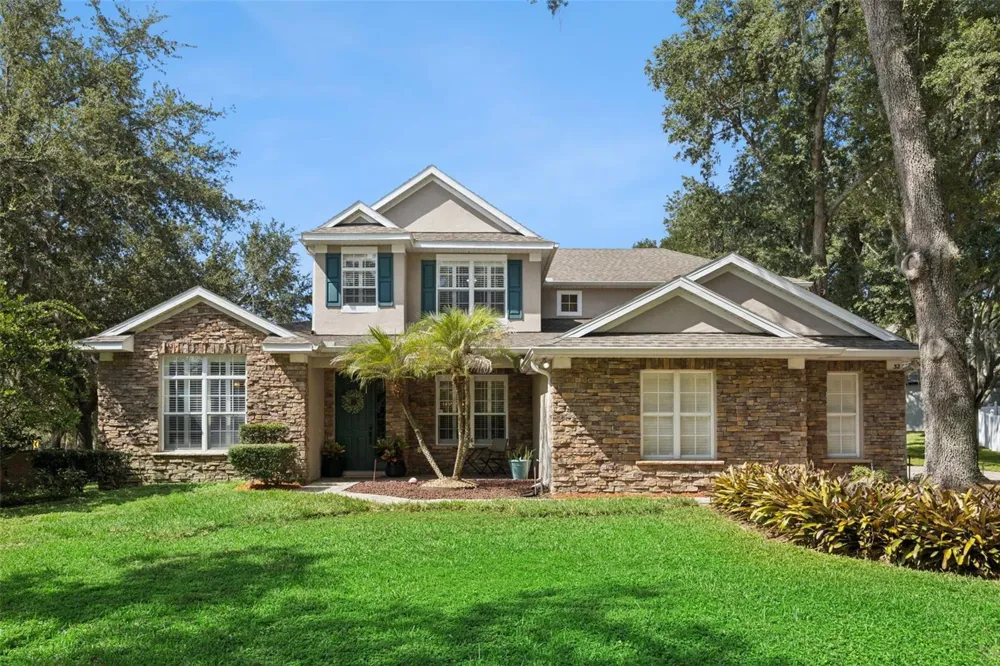 32 CLEAR HARBOR COURT Apopka, FL 32703
