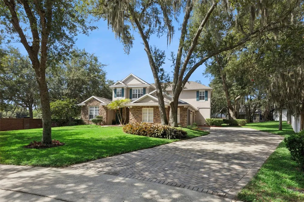 32 CLEAR HARBOR COURT Apopka, FL 32703