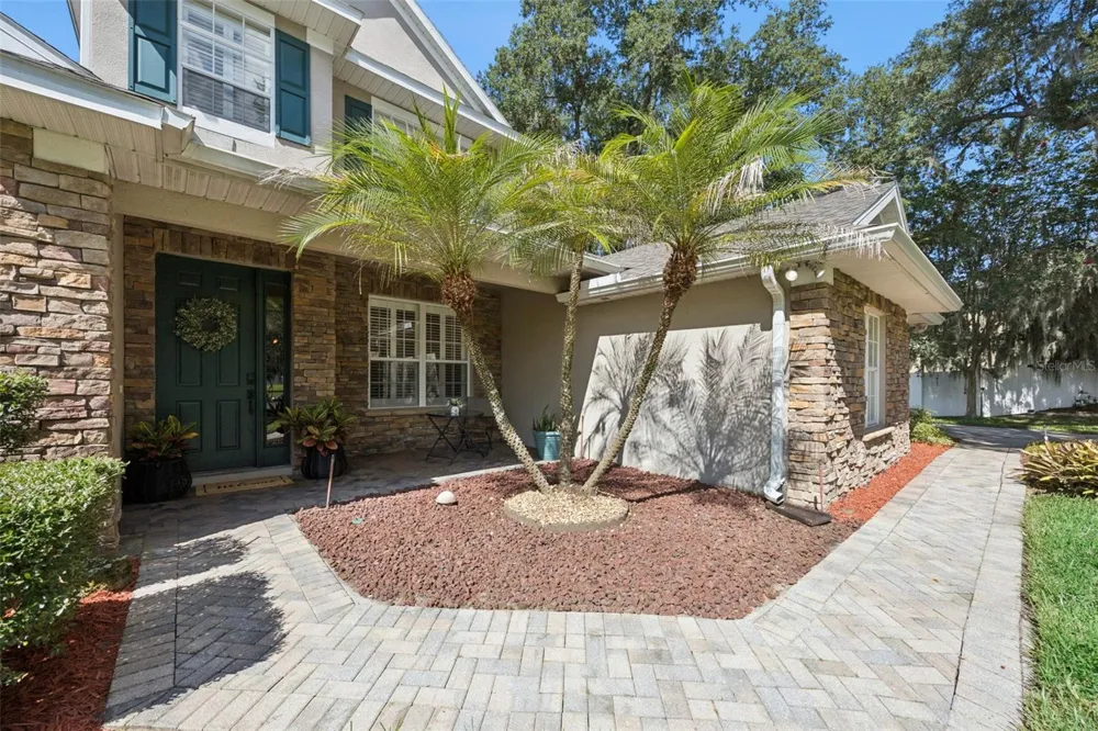 32 CLEAR HARBOR COURT Apopka, FL 32703