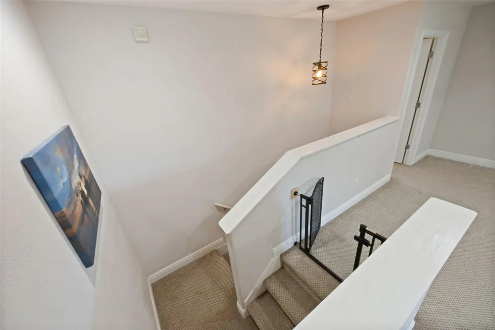 32 CLEAR HARBOR COURT Apopka, FL 32703