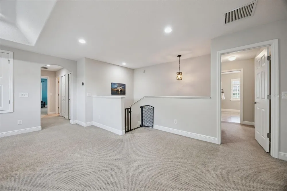 32 CLEAR HARBOR COURT Apopka, FL 32703