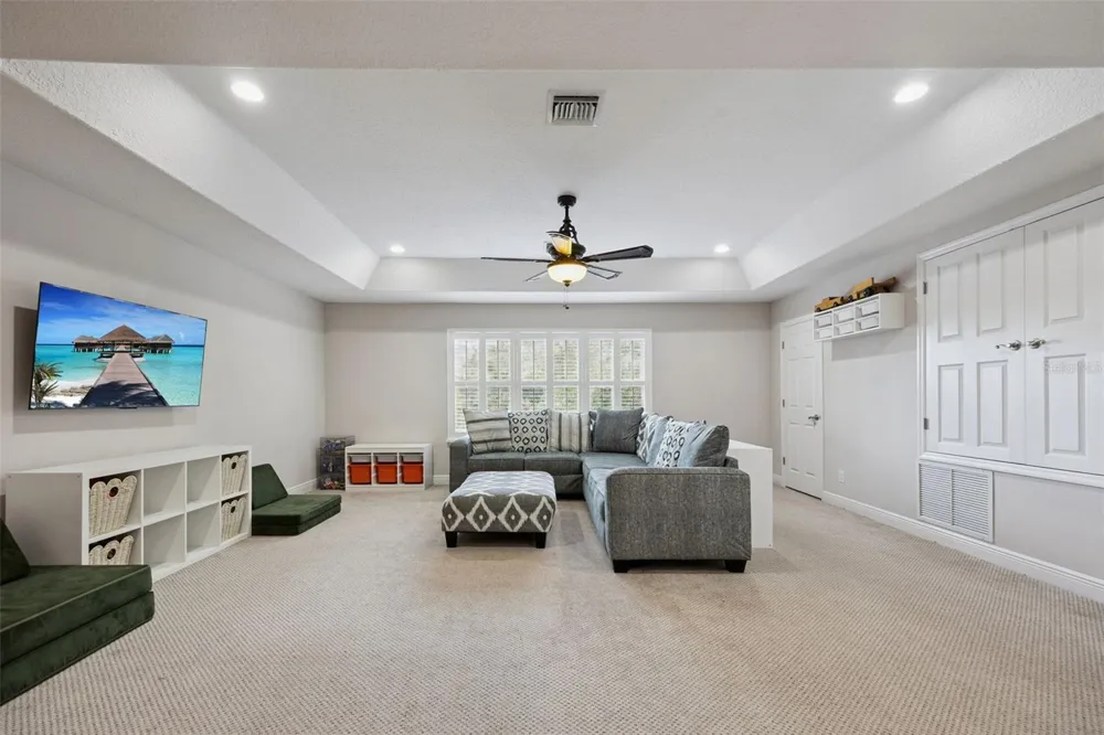 32 CLEAR HARBOR COURT Apopka, FL 32703