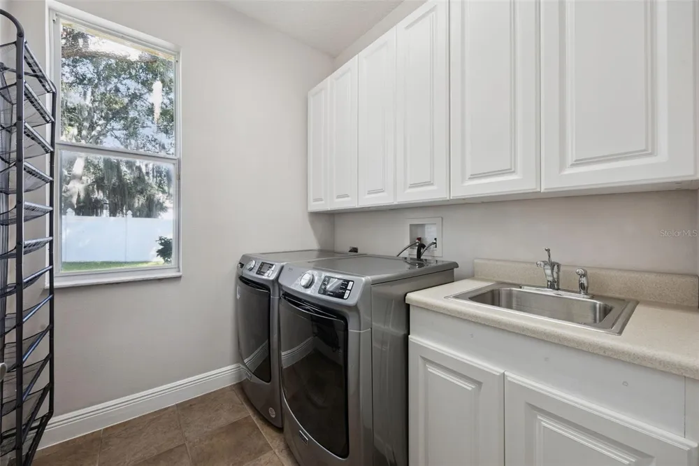 32 CLEAR HARBOR COURT Apopka, FL 32703