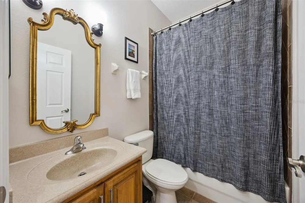 32 CLEAR HARBOR COURT Apopka, FL 32703