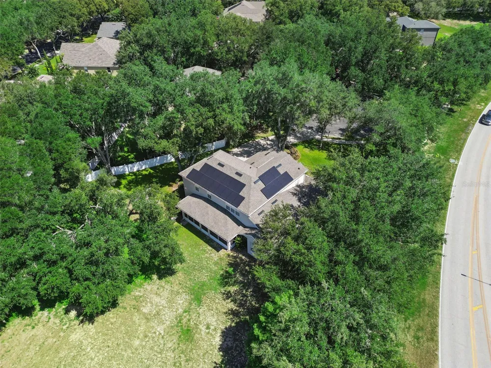 32 CLEAR HARBOR COURT Apopka, FL 32703