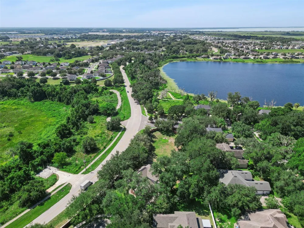32 CLEAR HARBOR COURT Apopka, FL 32703
