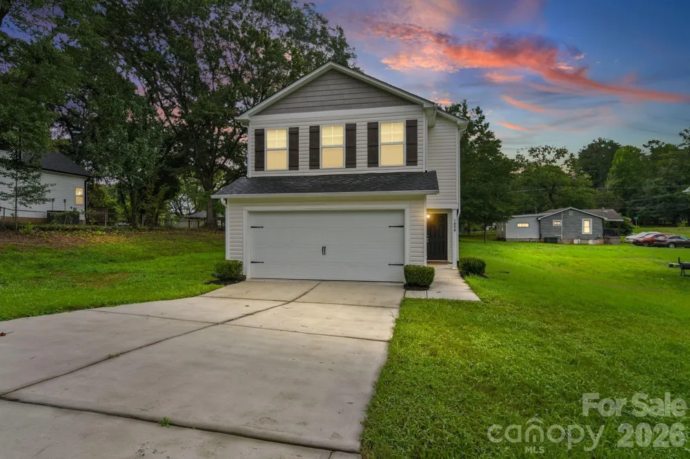 1808 Hart Street Gastonia, NC 28054