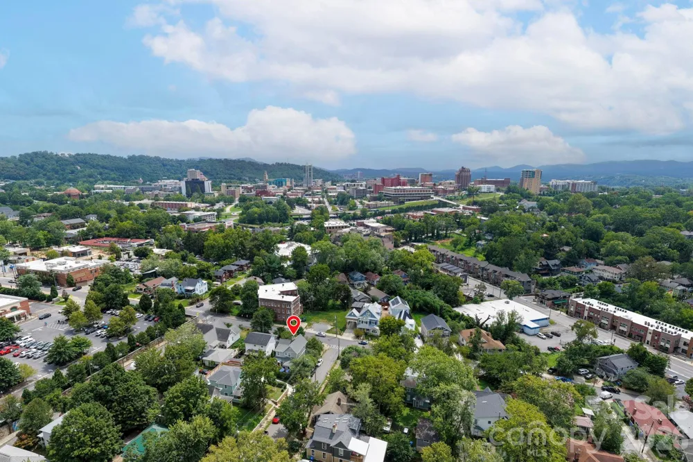 46 E Chestnut Street Asheville, NC 28801