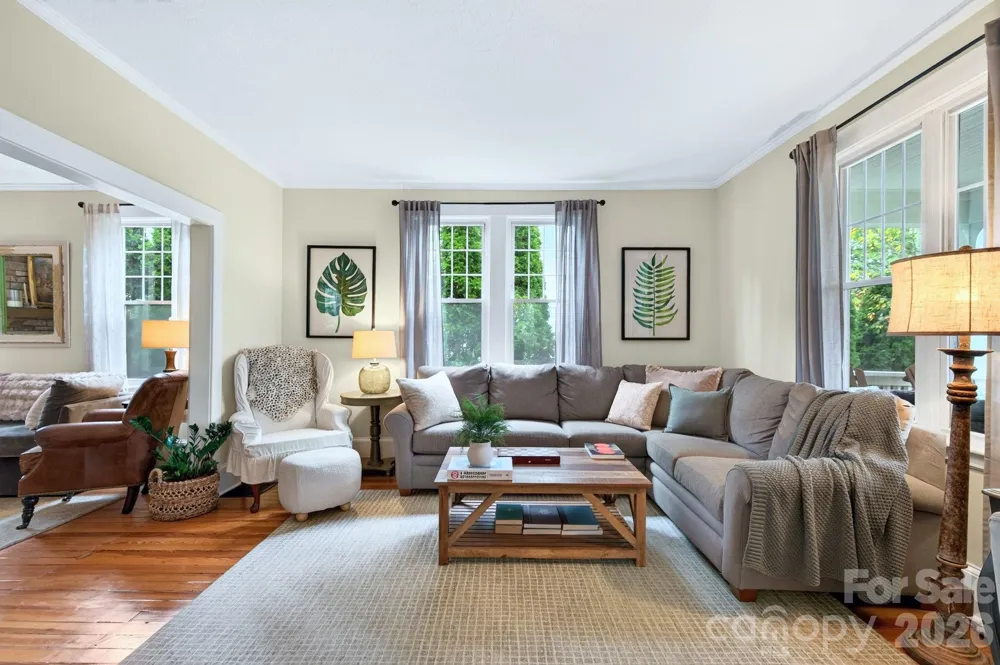 46 E Chestnut Street Asheville, NC 28801