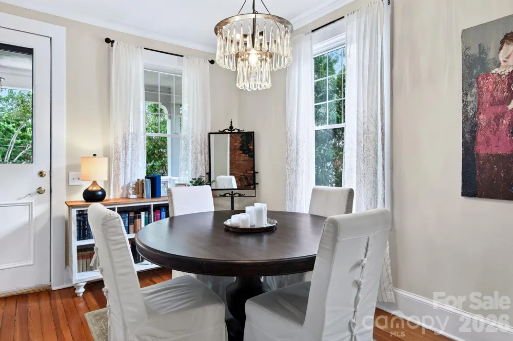 46 E Chestnut Street Asheville, NC 28801