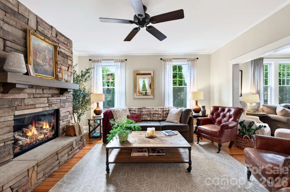 46 E Chestnut Street Asheville, NC 28801