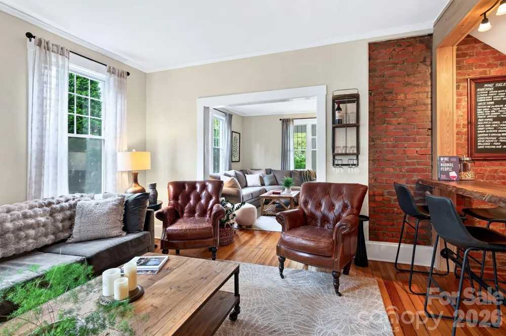 46 E Chestnut Street Asheville, NC 28801