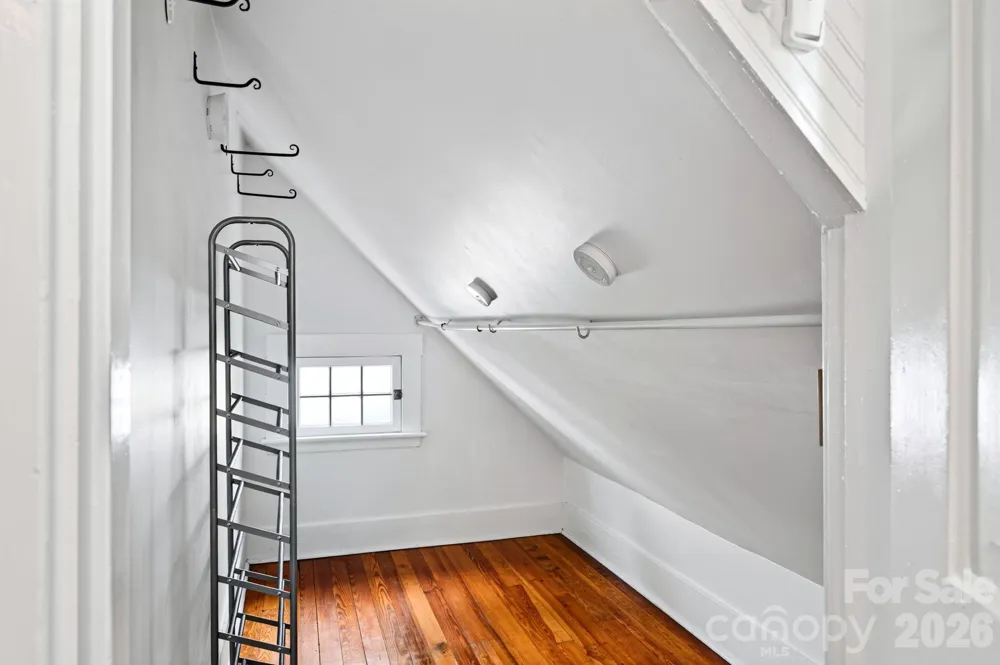 46 E Chestnut Street Asheville, NC 28801