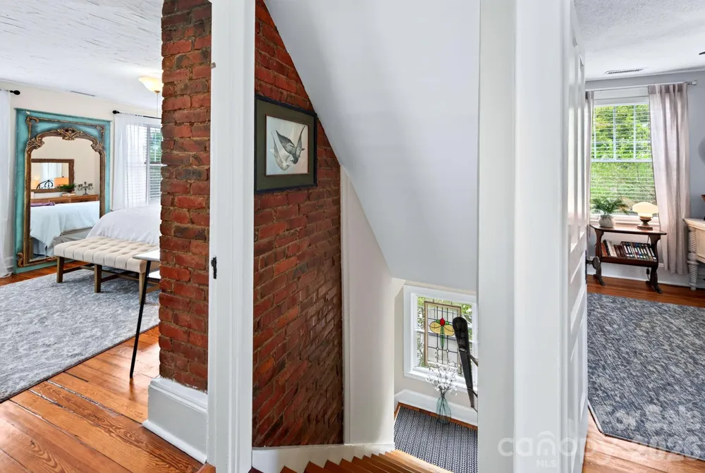 46 E Chestnut Street Asheville, NC 28801