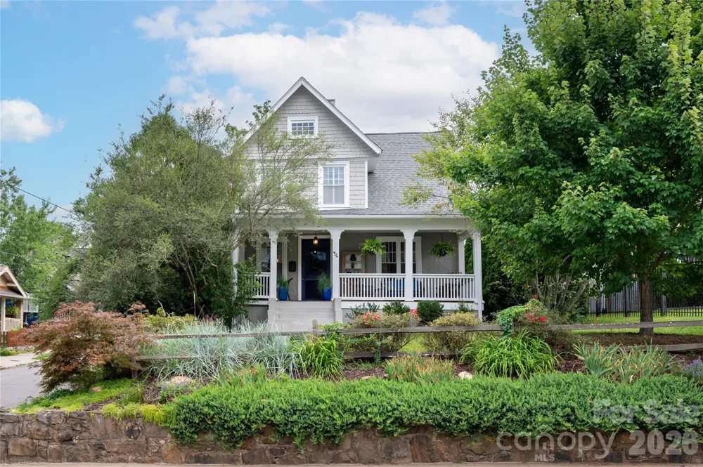 46 E Chestnut Street Asheville, NC 28801
