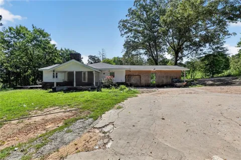 55 Whitman Loop